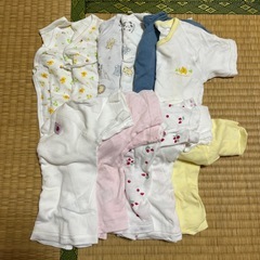 ベビー服短肌着、長肌着、ロンパース計29点の画像