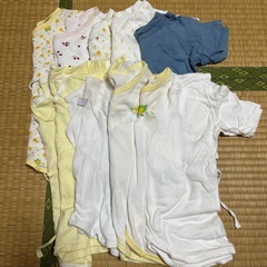ベビー服短肌着、長肌着、ロンパース計29点の画像