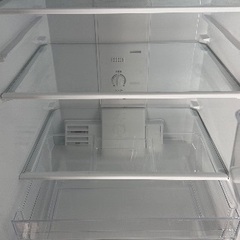 🟦冷蔵庫番号18 AQUA 2019年製【168ℓ】大阪府内全域配達無料 保管場所での引取は値引きしますの画像