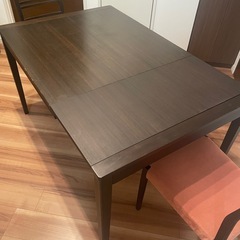 ダイニングテーブルセットの画像