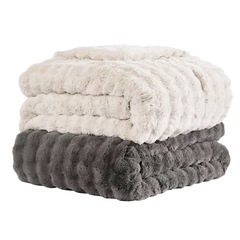 コストコFuture Soft 掛け布団 150 x 210cmの画像