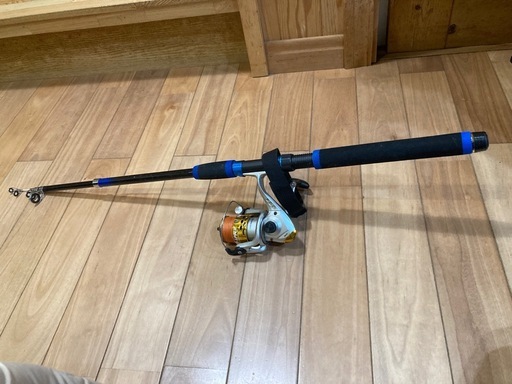 釣具セット  (ロッドケース×1  リール×3  釣竿×1)