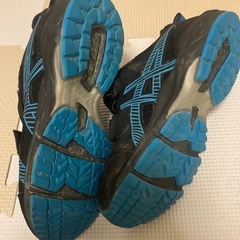 アシックス　スニーカー　21cmの画像