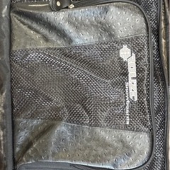 ROUZEスノーボード　 一式
の画像