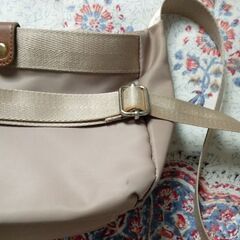 ショルダーバッグの画像