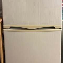 【先着】冷蔵庫138Lアビテラックスの画像