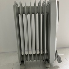 デロンギDeLonghiオイルヒーターの画像