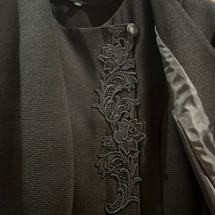 女性用ブラックフォーマルの画像