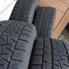 スタッドレス付きアルミホイール ４本セット 165/70R14　溝６～７ｍｍ ４穴 PCD100の画像