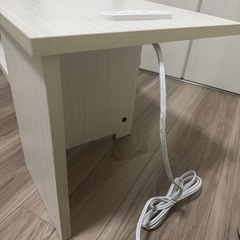 テレビ台　白の画像