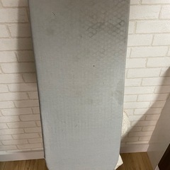 ニトリ　折りたたみアイロン台の画像