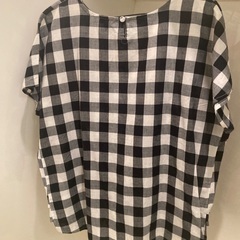 チェック柄トップス　Lの画像