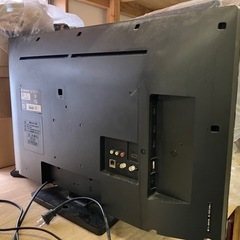 予約決定済み　32型　液晶テレビですの画像