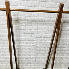 ニトリ　ハンガーラック　A型　木製の画像