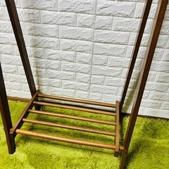 ニトリ　ハンガーラック　A型　木製の画像