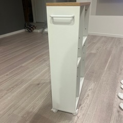 トイレ収納の画像