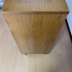 無印良品　オーク突板　キャビネットの画像