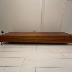 テレビボードの画像