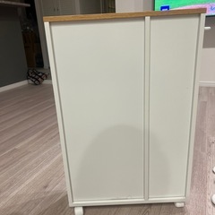 トイレ収納の画像