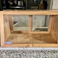 ニトリ 木製ディスプレイケース(美品)の画像