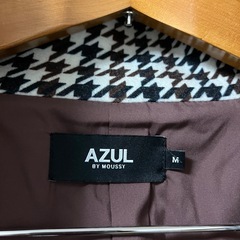 美品　AZUL コートの画像