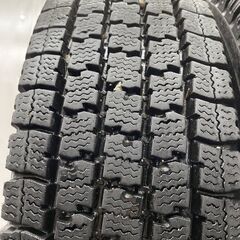 TOYO DELVEX M935 195/75R15 109/107N LT 15インチ ライトトラック用 スタッドレス 2本 22年製 バリ溝 トヨエース ダイナ等　(STT042) の画像