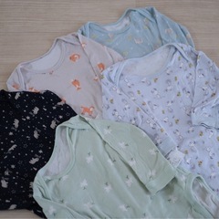 UNIQLO  90〜100 ロンパース　5点セットの画像