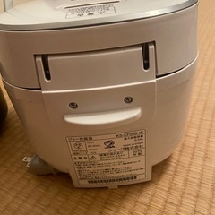 炊飯器の画像