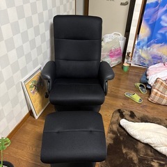 パーソナルチェア　オットマン付きの画像