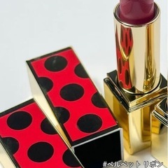 エスティローダー　クリスマスコフレ2025  口紅•バッグの画像