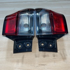 TOYOTA トヨタ ZSG10 カローラクロス 純正 LED テールランプ テールライト 左右 外側 HASCO16-179　MXGA10 ZVG11/ZVG13/ZVG15/ZVG16の画像