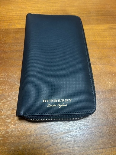 バーバリー 長財布