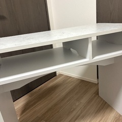 ネイルテーブルの画像