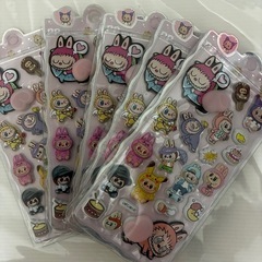 ラブブとクロミプリプリシールの画像