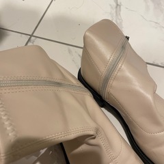 ショートブーツの画像