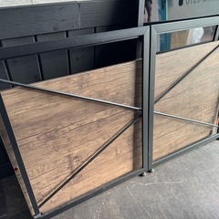 折りたためるウッドデスクの画像