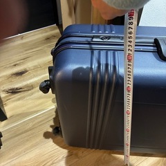 MARUEM（マルエム）スーツケース／ネイビー大型の画像
