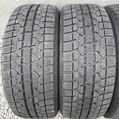 215/50/17冬トーヨーの画像