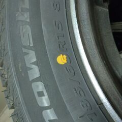 185　65　15　スタッドレスタイヤ　アルミ付　2024　フリード等に。　185/65/15　185-65-15　4本セット　バリ山の画像