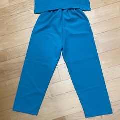 ハロウィンに間に合う？新品スクラブ／オぺ着／120cmの画像