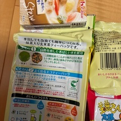 食品とお菓子セットの画像