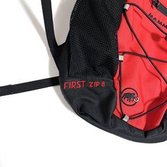 子供用リュック MAMMUT FIRST ZIP 8L 黒の画像