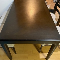 ダイニングテーブルセットの画像