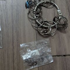 【譲】ハンドメイド素材　インテリア雑貨　動物　チャーム　輪ゴム　菓子缶　ベルトの画像