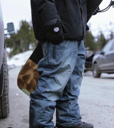 686 20周年記念モデル スノーボードウェア