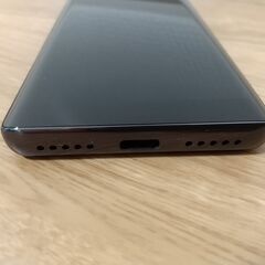 美品　Rakuten　Hand　P710　simフリー　スマートフォン本体の画像