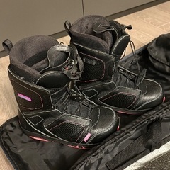 レディーススノボセット(ボード・バインディング・ブーツ・ケース)の画像