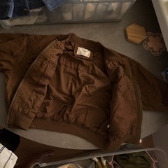 子供服じゃけジャケットの画像