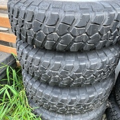 139.7  6穴　２５５/８５R16　の画像