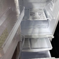🟦冷蔵庫番号25 SHARP 2020年製 大阪府内全域配達無料 保管場所での引取は値引きしますの画像